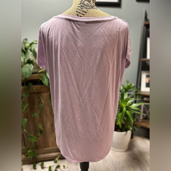 Express light purple off the shoulder top. Size XS. - Picture 2 of 3